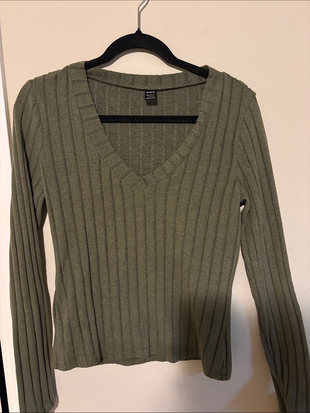 SHEIN Olive Green Ribbed V-Neck Sweater